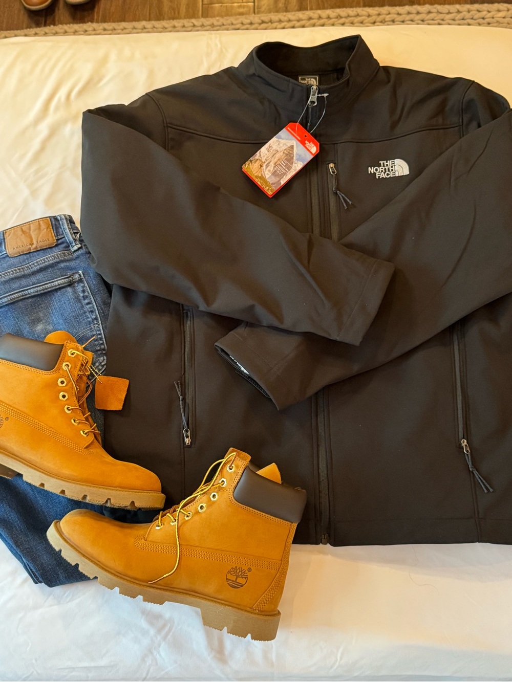 The North Face Men's Black Lightweight Softshell Jacket
